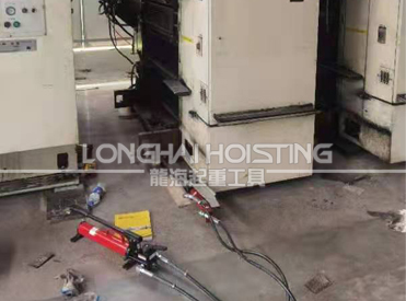 日本鷹牌楔形千斤頂案例