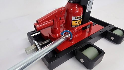 EAGLE帶滑臺(tái)趾形千斤頂使用說明 EAGLE帶滑臺(tái)趾形千斤頂使用說明